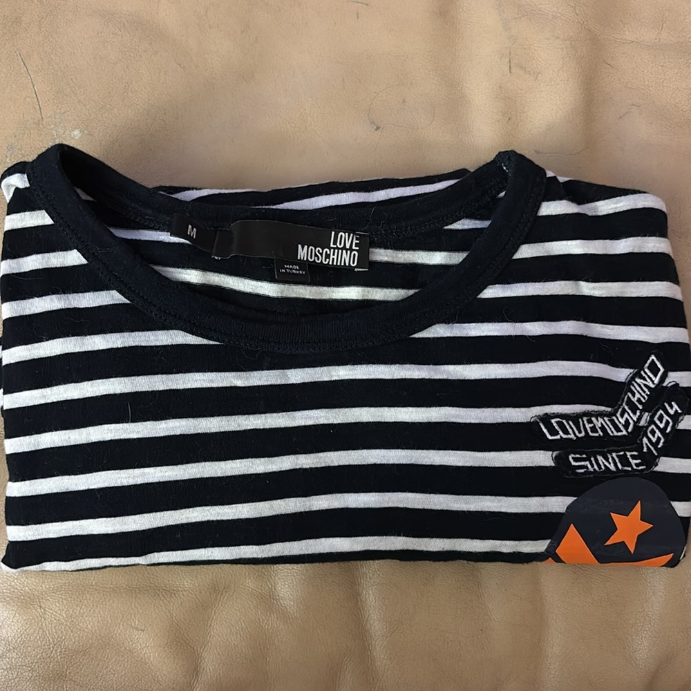 LOVE MOSCHINO LONG SLEEVE MEDIUM - Picture 4 of 4